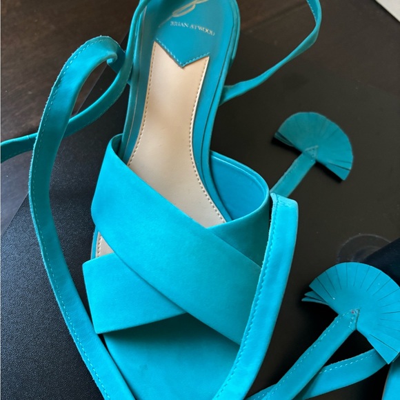 Brian Atwood Astor Nubuck Sandals Block Heel Crisscross Tie Up Aqua Women’s US 7 - Picture 5 of 13